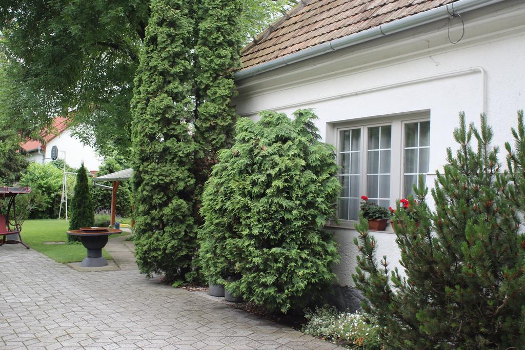 Kornel Apartman Шиофок Экстерьер фото