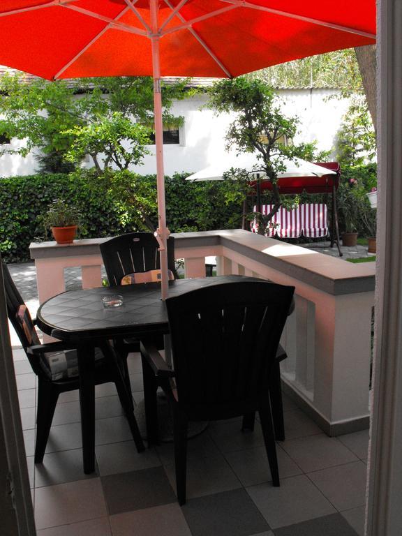 Kornel Apartman Шиофок Экстерьер фото